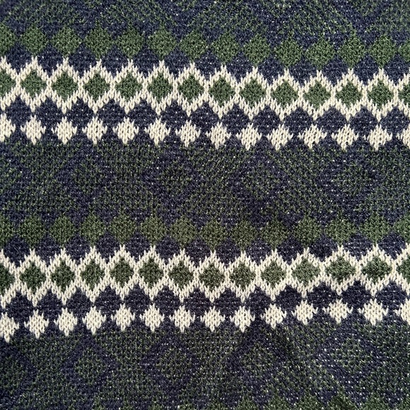 Patterned Sweater - Picture 2 of 3